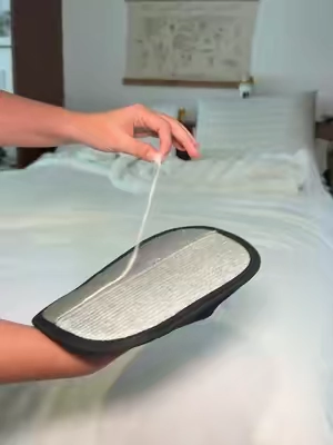 Where has this glove been all my life?! #cathair #pethairremoval #catmom #petparent #cathairremoval 