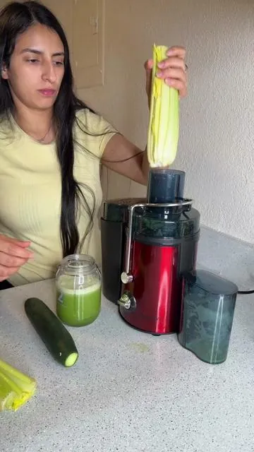 Estractor de juegos , y si no te justan los vegetales 🥒 en jugos te encantarán 🔥✨👌🏼#estractordejugos #jugosnaturales #tiktokshopmothersday #tiktokshopstockup #summerVibes 