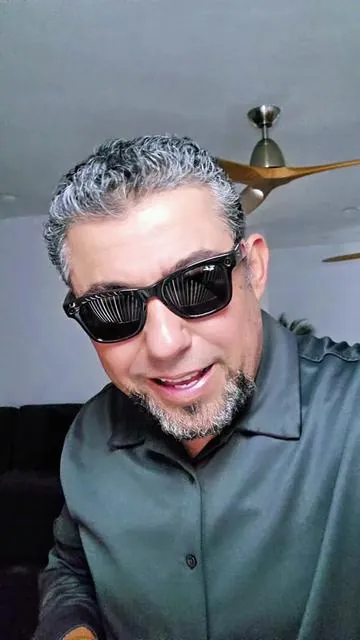 Gafas con audio y grabación en diseño clásico moderno para creadores de contenido 🔥 #TikTokShopCreatorPicks #TikTokShopStockUp #summerVibes #WearableTech #ContentCreator  Ray-Ban Meta Wayfarer (Gen 1)