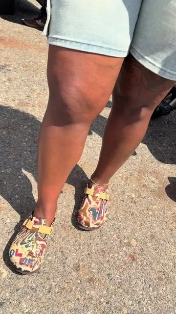 I’m a wear the sole off of these 😂😍 #clogshoes #potatoshoes #tiktokshop #fypシ 