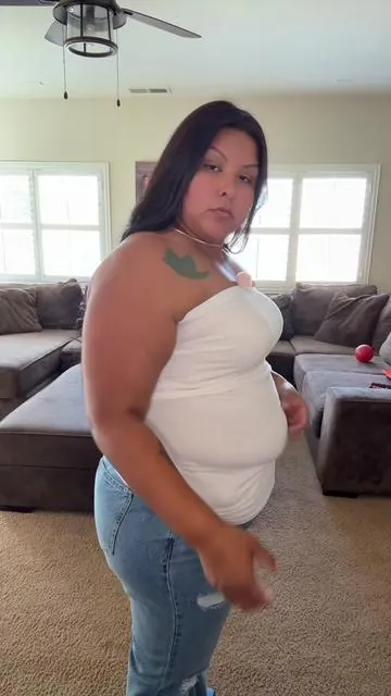 @kakapeople US yall made such a comfortable shapeware shorts that makes the curvy girly feel and look so good in denim! #kakapeople #shapewear #curvybodies #curvyfashion #plussizequeen 