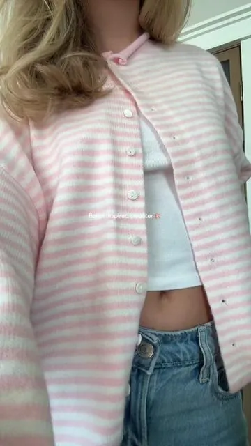 Size small 👼🏼👼🏼 #pink #sweater 