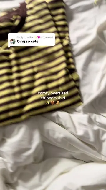 Replying to @Kailee ✨🩷 i looove!!! another colorrr #creatorsearchinsights #memorialday #mothersday #stripedtee #fashion 