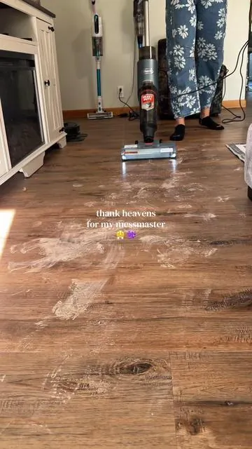 Thank heavens for my shark messmaster because otherwise I would work 2x as hard to have clean floors  #sharkmessmaster #hydrovac #sharkhydrovac #cleantok #homeappliances  @Shark Home 