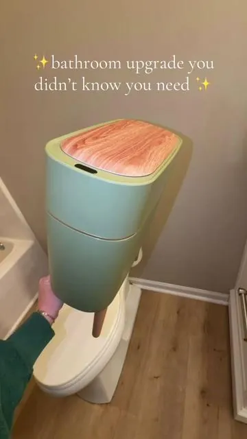 Clean and simple ✨ #cleantok #bathroom #homedecor #tiktokshop #trashcan 