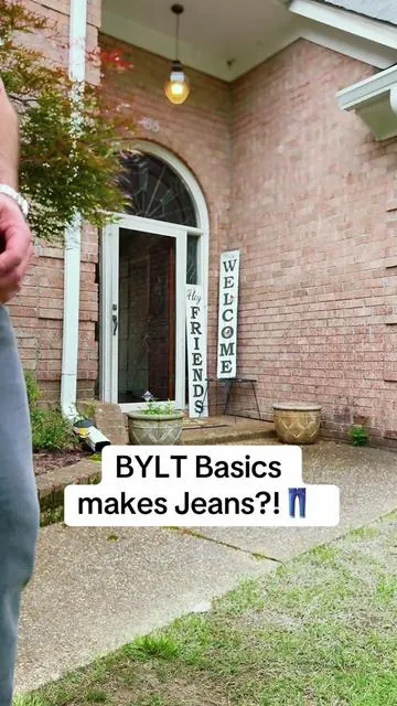 Stretch denim that actually fits right. Athletic legs, clean taper—no stiff jean feel. #byltbasics #stretchdenim #mensfitstyle #athleticbuild #tiktokshopcreatorpicks