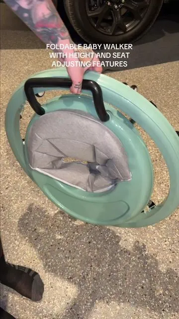 This is truly the only baby walker you should ever own. Lightweight, adjustable height, adjustable seat and FOLDABLE FOR STORAGE? Wow wow wow  #foldablebabywalker #babywalker #babyessentials #tiktokshopdeals #tiktokshopfinds 