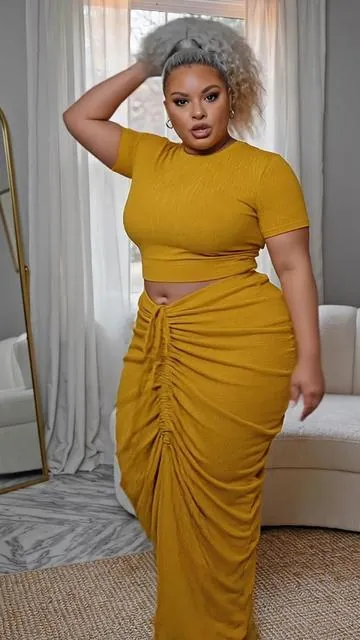 Serving BODY in this two-piece set! 🍯✨ The way this skirt hugs the curves and the ruching detail in the back? Chef’s kiss. 🤌 Wait for the turn around!#plussizefashion #bodyodyody #curvyconfidence#plussizebaddie #curvytiktok