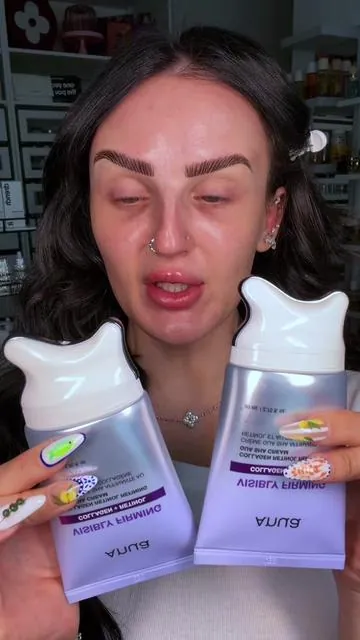 @anua_global COOLEST skincare product I’ve ever used. Makes retinol so less scary as well.. obsessed. #anuapartner  #jawline #guasha #facelifting #koreanskincare 