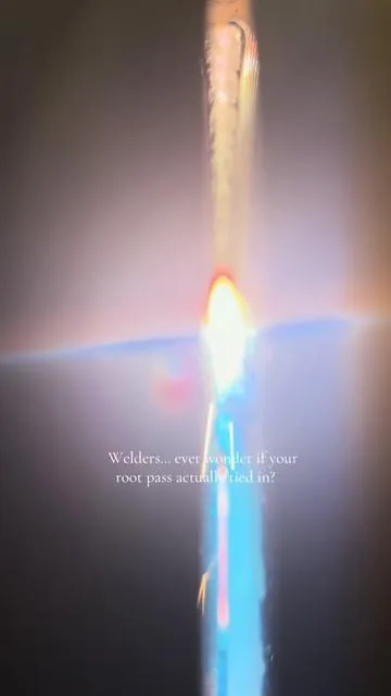 Welders… stop guessing your root pass 👀 This camera shows you EVERYTHING inside the pipe 👨‍🏭🔥 #bluecollar #welder #pipewelder #welding #fyp 