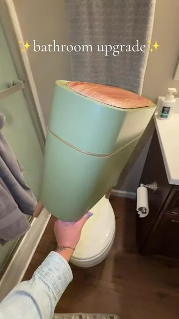 Small space saver plus you don’t have to see your bathroom trash 😍 @Pukomc #trash #bathroom #homedecor #tiktokshop #clean 