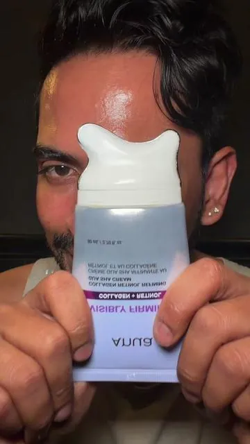 Never thought I would start using RETINOL with a GUASHA but here we are! It works!! @anua_global  #facelift #anua #retinol #guasha #koreanskincare 