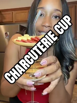 Snack + sip in ONE cup… yeah I’m bringing this to every girls night 🍷🧀✨ #tiktokmademebuyit #girlsnightideas #charcuterie #winenight #hostinginspo