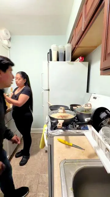 Si te gusta cocinar aquí te recomiendo este sed de ollas antiadherentes de la marca soday está a un súper precio si te interesa aquí te dejo el enlace #tiktokshop #tiktokshopfinds #recomendable #ollassoday 