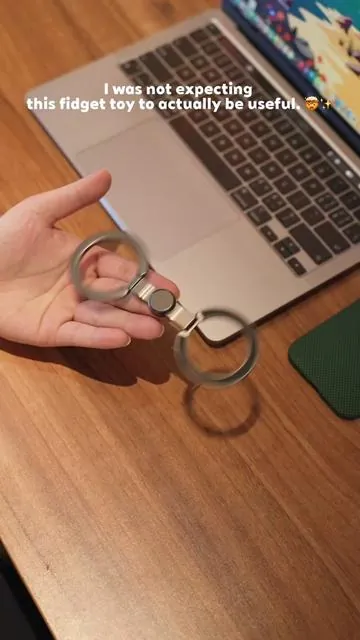 This magnetic fidget gadget is a total game changer. 🤯🧲 #phonestand #fidgettoys #techfinds #tiktokmademebuyit  