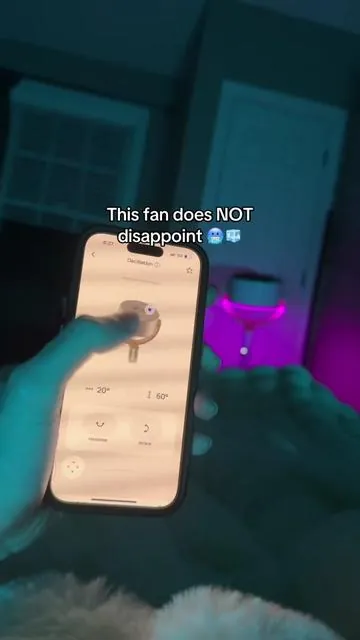 This fan does NOT disappoint 🥶🧊 #standingfan #hotsleepersolution #fan @Dreo 