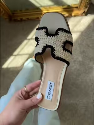 Sizes are going fast! #stevemadden #summersandals #neutralsandals #womenssandals #tiktokshopcreatorpicks 