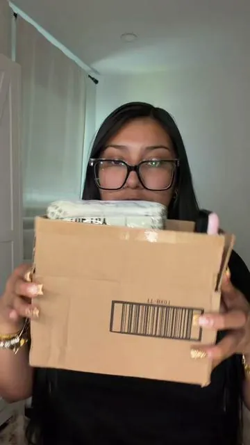 #fyp #viral #samples #tiktokshop #shoppinghaul 