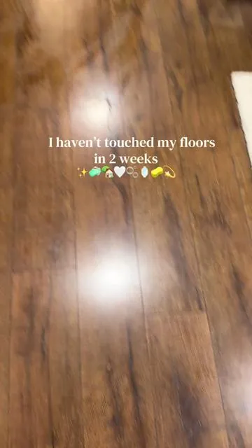 I didn’t clean my floors today… but somehow they still got cleaned 👀🫧 #tiktokshopfinds #cleanhome #momlifehack #robotvacuumcleaningtiktok #CleanTok 