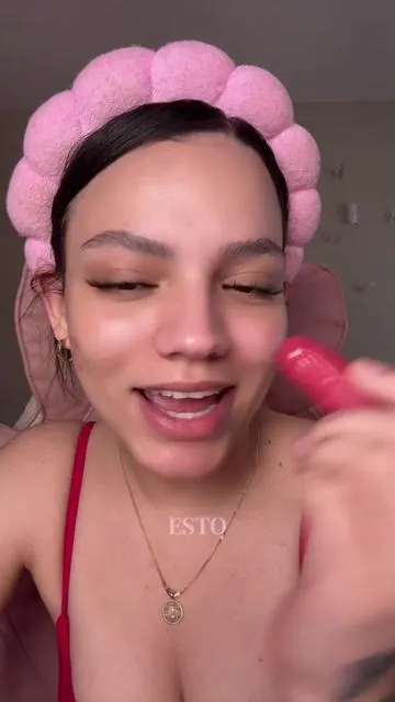 El truco coreano 😳😍 @QIANWHITE #qianwhite #kbeauty #foundationstick #TikTokShopSpringGlowUp #foundation 