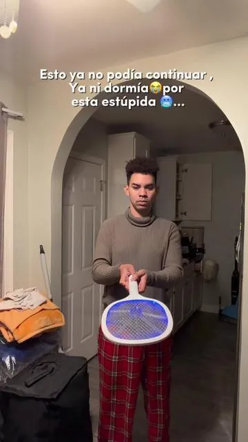 Al fin esta mosca me va dejar dormir 😴 #paratiiiiiiiiiiiiiiiiiiiiiiiiiiiiiii #paratii #humor #tiktokfinds #fyp 