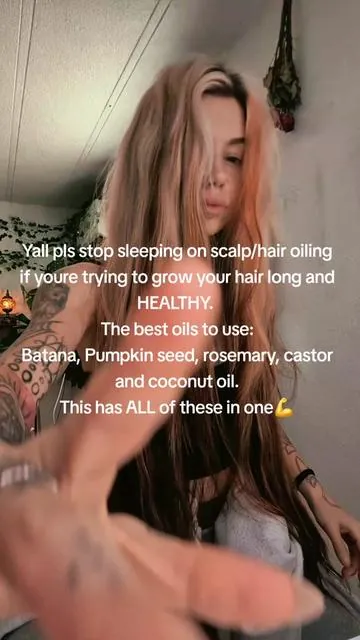 Three times a week👏 Pre shower treatment, hair mask/ over night👏 #longhair #haircare #hairgrowth #hairoiling #tiktok 