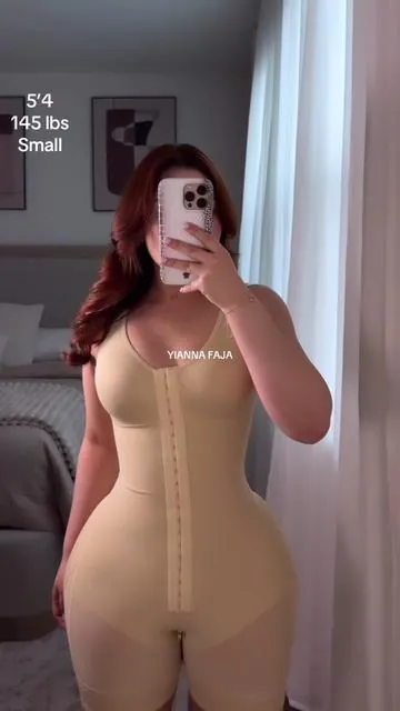 Está faja es perfecta para uso diario. Súper cómoda y moldea muy bien! 😍 #fajas #fajascolombianas #yiannafajas #fajasmoldeadoras #fajate 