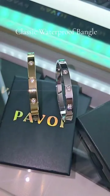 Bañadas en Oro14k Clasica Bangle Bracelet #tiktokshopmothersday #tiktokshopstockup #pavoijewelry #goldplatedjewelry #banglebracelets @PAVOI @pavoi_espanol @pavoi_finds 