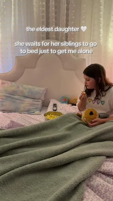 After the little ones go down, she’s always waiting for me 😭 this card game became our thing and I don’t take a single night for granted 💕 200 cards - playful, thoughtful and challenges #tiktokshopmothersday #firstborn #tweenmom #momofthree #bedtimeroutine 