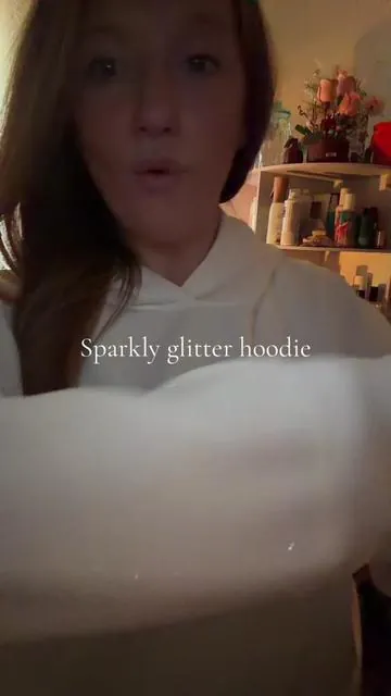 So freakin pretty! #sparklyhoodie #glitterhoodie