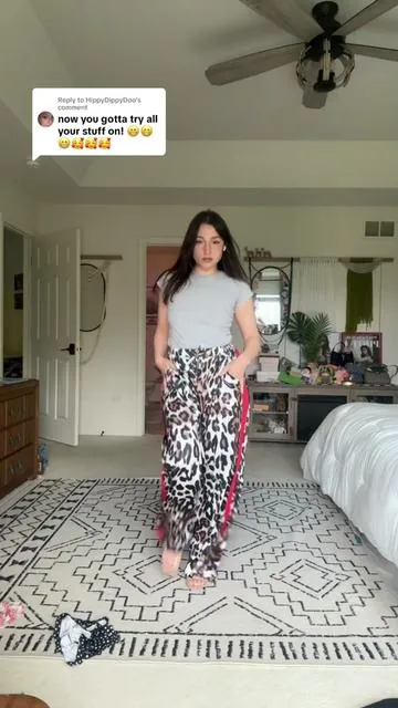 Replying to @HippyDippyDoo try on haul but it’s a fashion show #fashiontiktok #catwalk #tryon #strut #fashionshow 