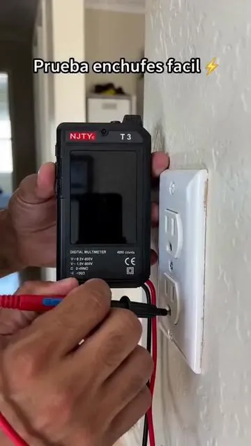 Multímetro digital Njty T3, automático, mide voltaje y resistencia, recargable, detección de cable vivo #tiktokshopnavidadtechfiesta #gadgetsparagamers #aspiradorainalambrica #autoelectricaltools #depiladorainalámbrica #healthdevice #watchaccessories #smartwatchparamujer #accesoriossmartwatch #electricpowerdrill