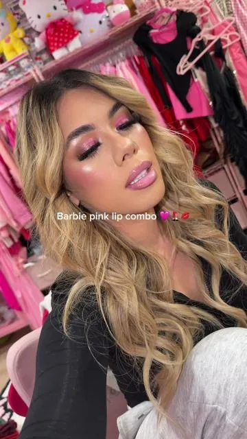 The perfect pink 😍💋 @Glamlite #lipcombo #barbe #glamlite 
