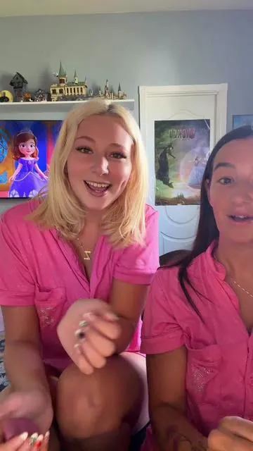 #parishilton #colorchanging #foundationroutine #foundationreview 