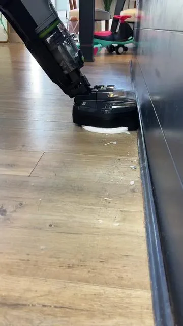 Bissell SpinWave Vacuum Mop The Two in One Cleaning Hack That Vacuums and Scrubs Floors at the Same Time #tiktokshopcreatorpicks #bissell #vacuummop #cleaninghacks #homeessentials 