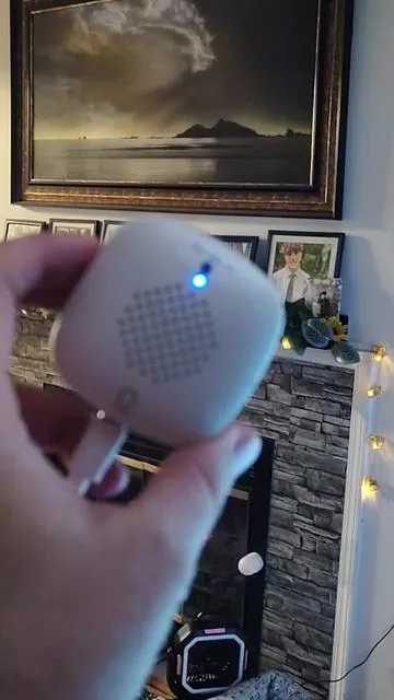 Renters Are Switching To This Window Security Camera 👀🏠 The Luna Window Security Camera installs from the inside so renters can finally watch outside without drilling holes or dealing with landlords. Crystal clear Full HD video, night vision, live viewing from anywhere, and no monthly fees when using an SD card for storage. Easy setup, apartment friendly, and perfect for front doors or windows. #LunaCamera #WindowCamera #ApartmentHacks #HomeSecurity #fungadgetshop 