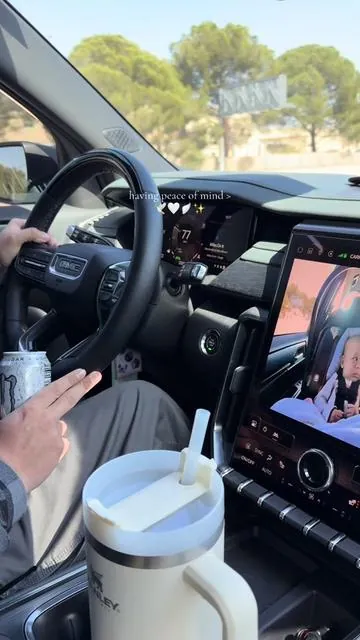 always having peace of mind >> yes, you can have your music playing AND watch your baby at the same time 🤍 #carcamera #babyessentials #baby #cargadgets #tiktokshop 