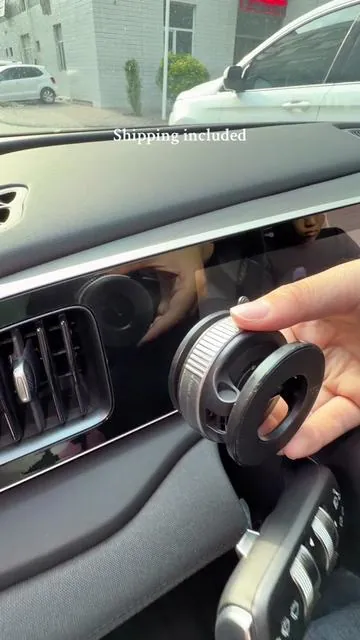 POV: You Finally Bought a Phone Holder That Doesn't Suck. #phoneholder #caraccessories #cartools #cargadgets #summervibes☀️ 