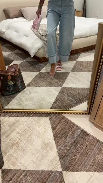 Crocs new Saturday Enamel Buckle Sandals 🌸 @Crocs  #crocs #crocsnewarrivals  #CrocsSpotlightDay  #crocssandals #sandals 