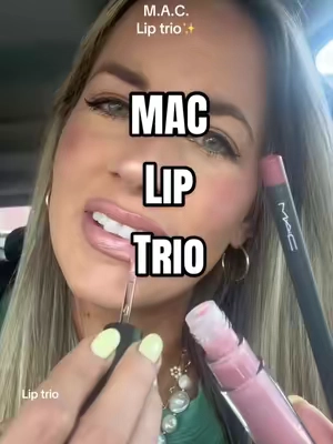 Lipstick, gloss anddd liner!!! @M·A·C Cosmetics #lipstick #pinklips #lipgloss #glossylips 