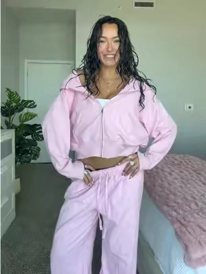 this color are you KIDDING 🌸🎀