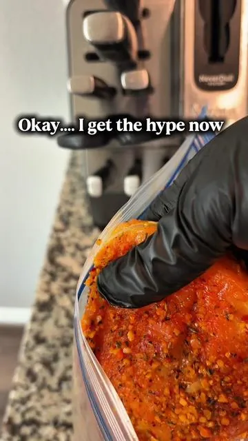 This dual basket air fryer lets you cook different foods at different times and temps all in one place 🍗🥩🍟 From steak, chicken, fish, and veggies to baking, dehydrating, and even defrosting… this thing does it all. Plus it goes up to 450 degrees, so everything comes out crispy, juicy, and cooked just right. Dinner just got a whole lot easier.   #A#AirFryerMealsE#EasyDinnerIdeasK#KitchenFindsF#FamilyMealPrepHealthyCooking
