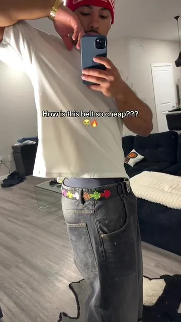 Get it while it’s still available 🤫 #fashiontiktok #accessories #belt #fashion #viral 