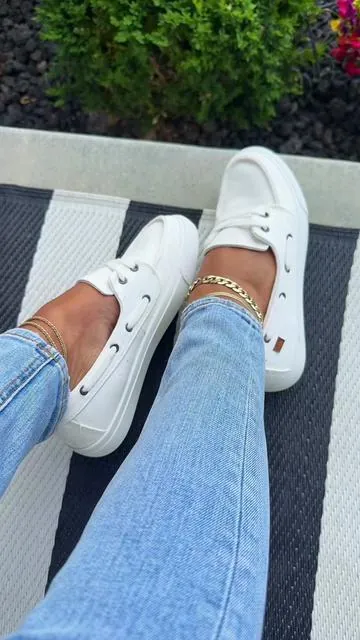Project Cloud Slip On Walking Tennis Shoes with Soft Cushion Support and Everyday Comfort. #ProjectCloud #WalkingShoes #TennisShoes #ComfortSneakers #TikTokShopCreatorPicks 