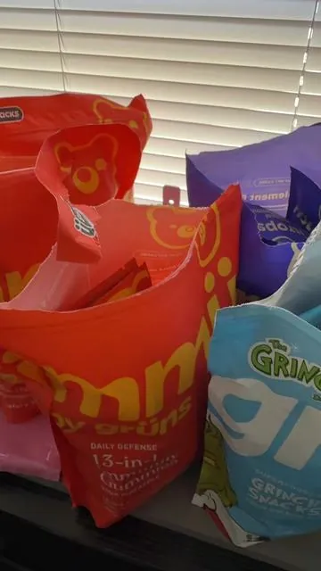 @Grüns so many to choose, even kids gruns! #gruns #immune #nutrops #supergreens #ollipop 