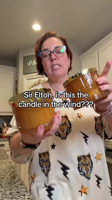 Your house is about to smell like Elton John’s. 🕯️✨ No joke. He literally collabed with candle legend Harry Slatkin to create this Ginger Spiced Pudding set — inspired by his actual holiday desserts at his English estate. Gingerbread pudding, mulled spices, candied orange, vanilla bean. It smells like a fancy holiday kitchen and I’m obsessed. You get TWO 14 oz three-wick candles — one to keep, one to gift — and free shipping seals the deal. @QVC, Inc #candles #eltonjohn #dealsforyoudays #tiktokshopcreatorpicks #summervibes 