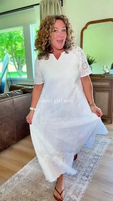 Petite friendly maxi dress! #tiktokshopcreatorpick #tiktokshopmemorialday #dealsforyoudays #maxidress #petite 
