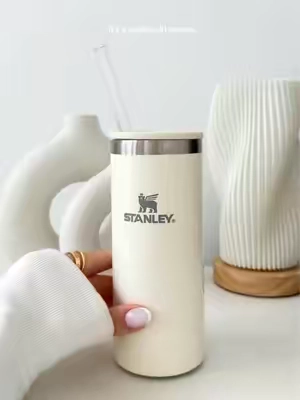 #stanley #slimcancooler #CleanGirlStyle   #stanleytumbler #SummerVibes 