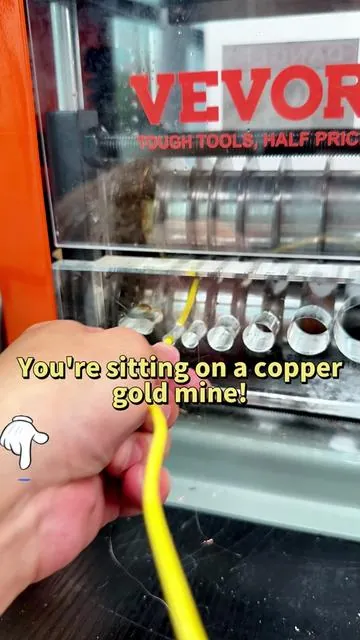 Neverhavetostripwiresbyhandagain!⚡🔧#vevor#wirestripper#automaticwirestripper#copperrecycling#diytools 