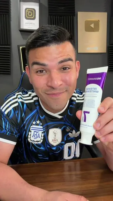 Ahora mis dientes están muchísimo más blancos #whiteteeth #dientes #dientesblancos #whiteningtoothpaste 